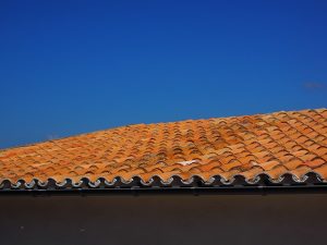 Read more about the article מה עושים כאשר עדיין יש נזילה לאחר איטום הגג?